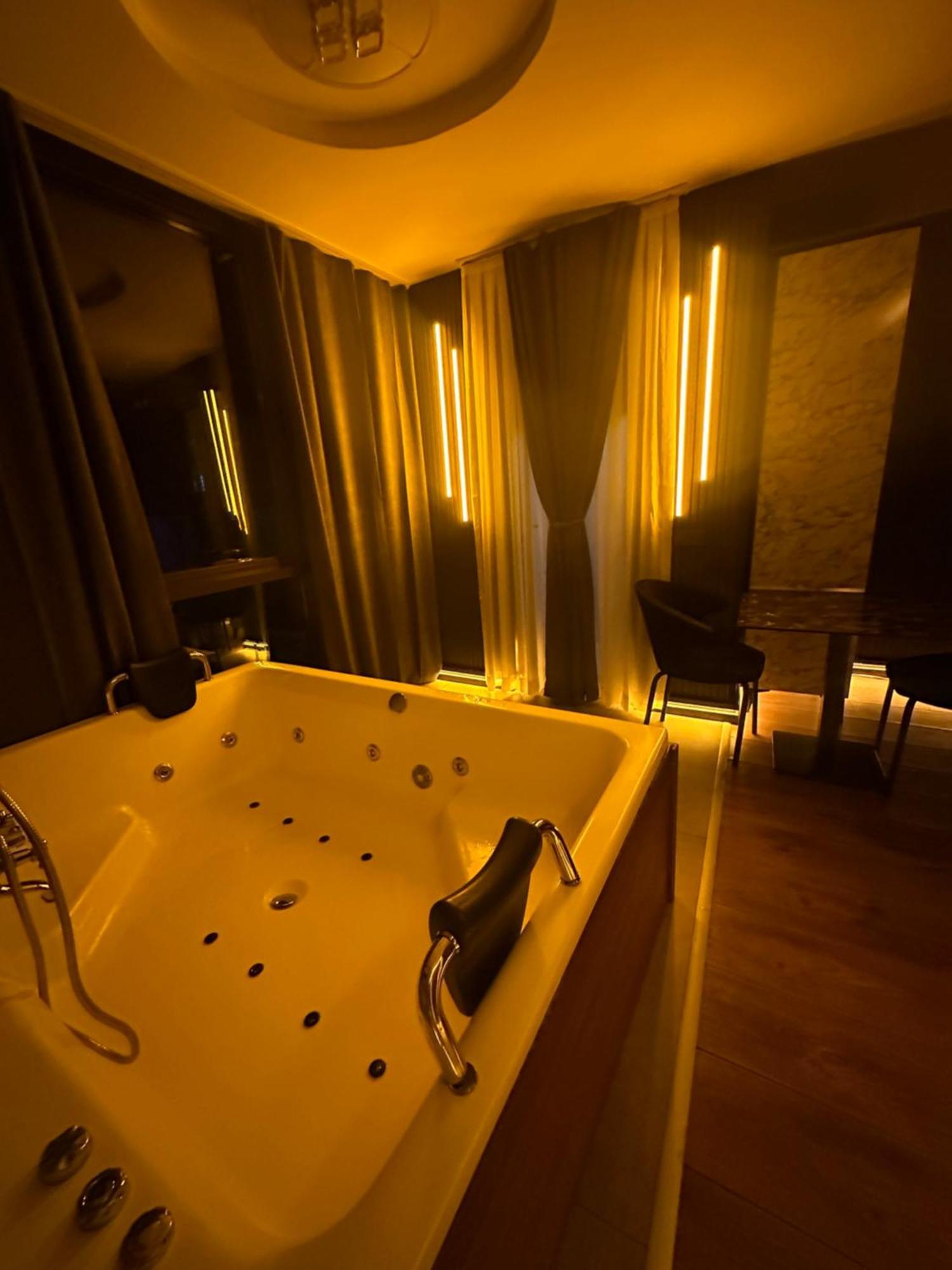 New Arcadia Suites Taksim Istanbul Exterior foto